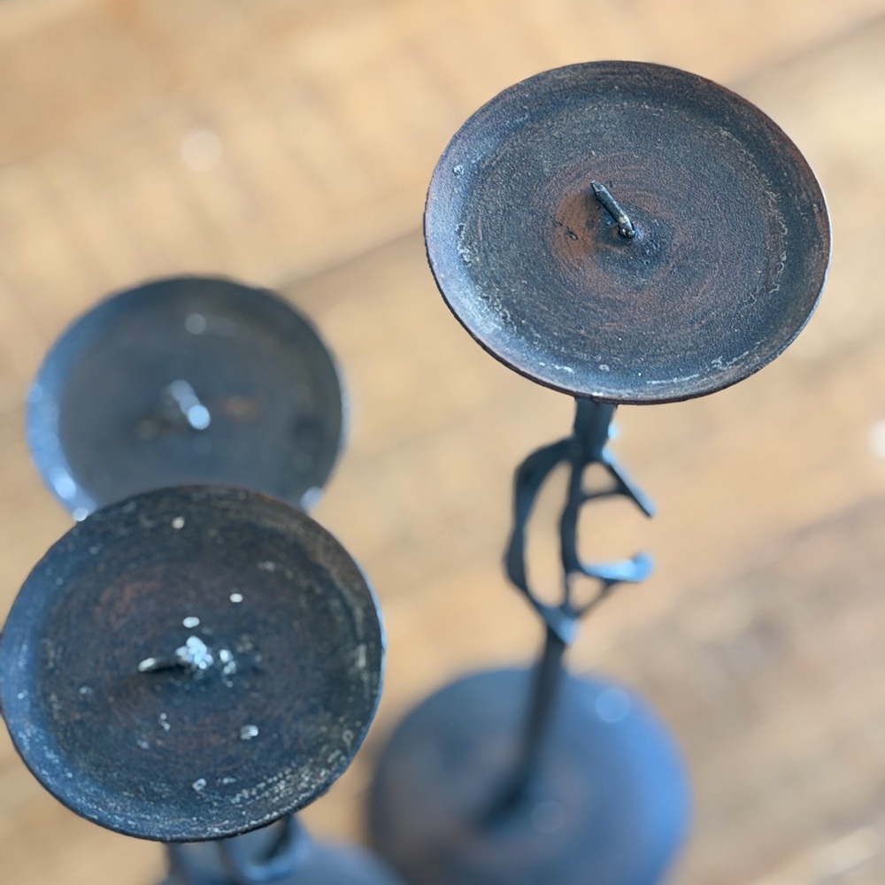 3 Vintage Hand Forged Candlesticks Set. Black Basket Weave w/Patina 14” 11” 8.5” - Picture 6 of 15